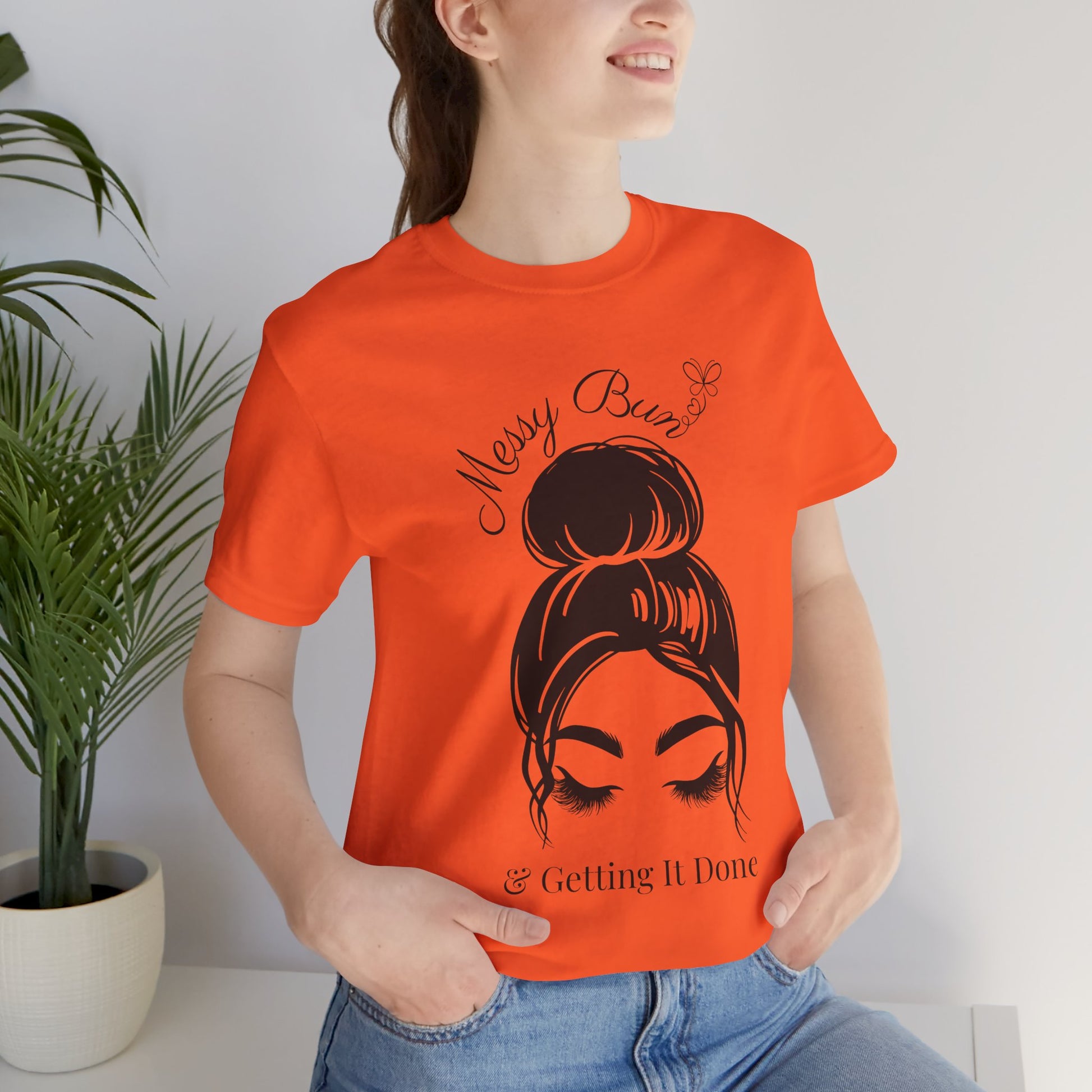 Messy Bun & Getting It Done Graphic Tee - Pearl & Wings