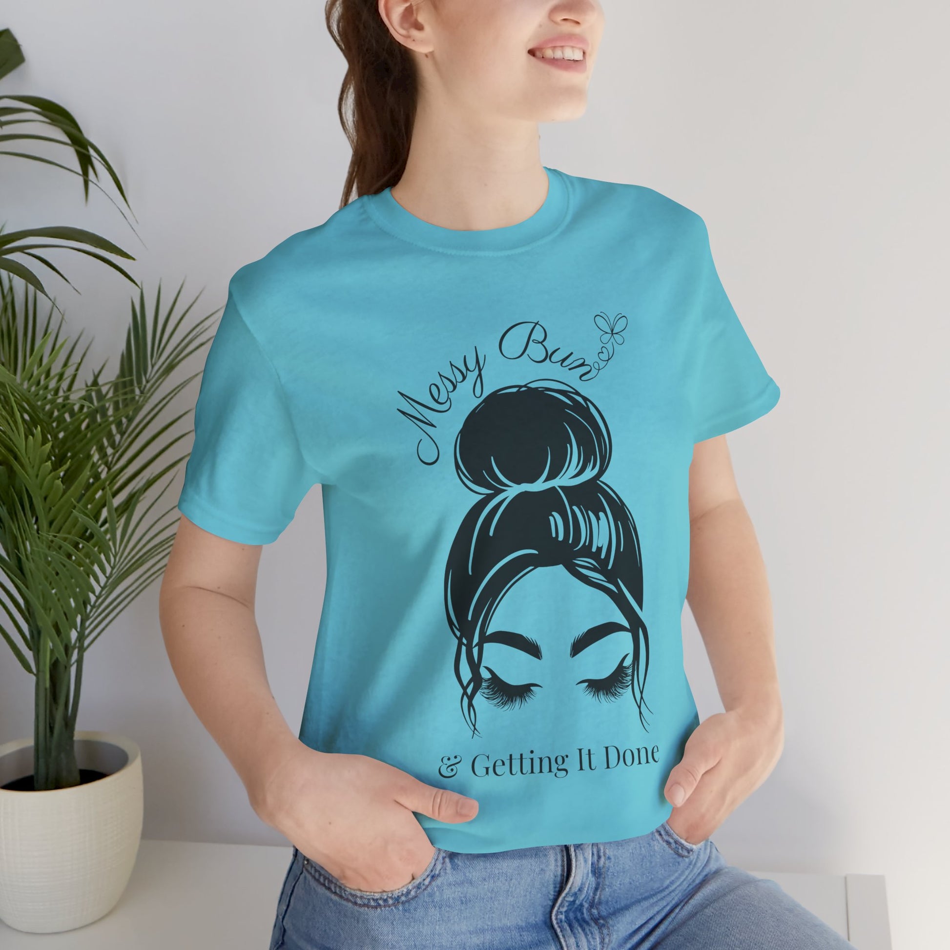 Messy Bun & Getting It Done Graphic Tee - Pearl & Wings